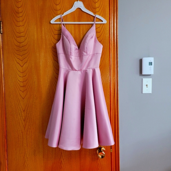 Dress - Picture 1 of 2